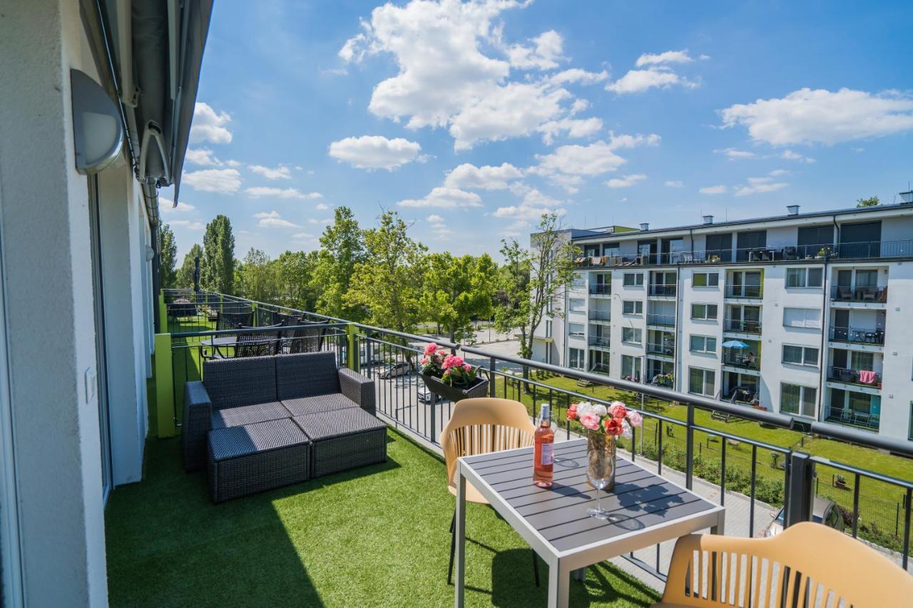 MF Adriana Panorama Apartment Siófok Exterior foto